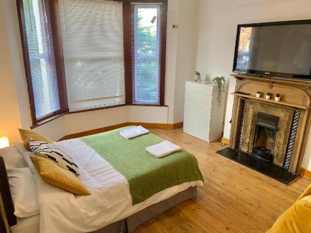 Guest House Balham, South London Spacious, Lambert, 6 Rooms Available Екстериор снимка