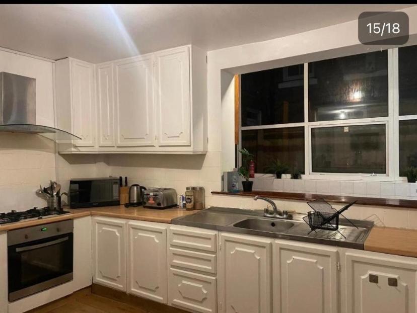 Guest House Balham, South London Spacious, Lambert, 6 Rooms Available Екстериор снимка