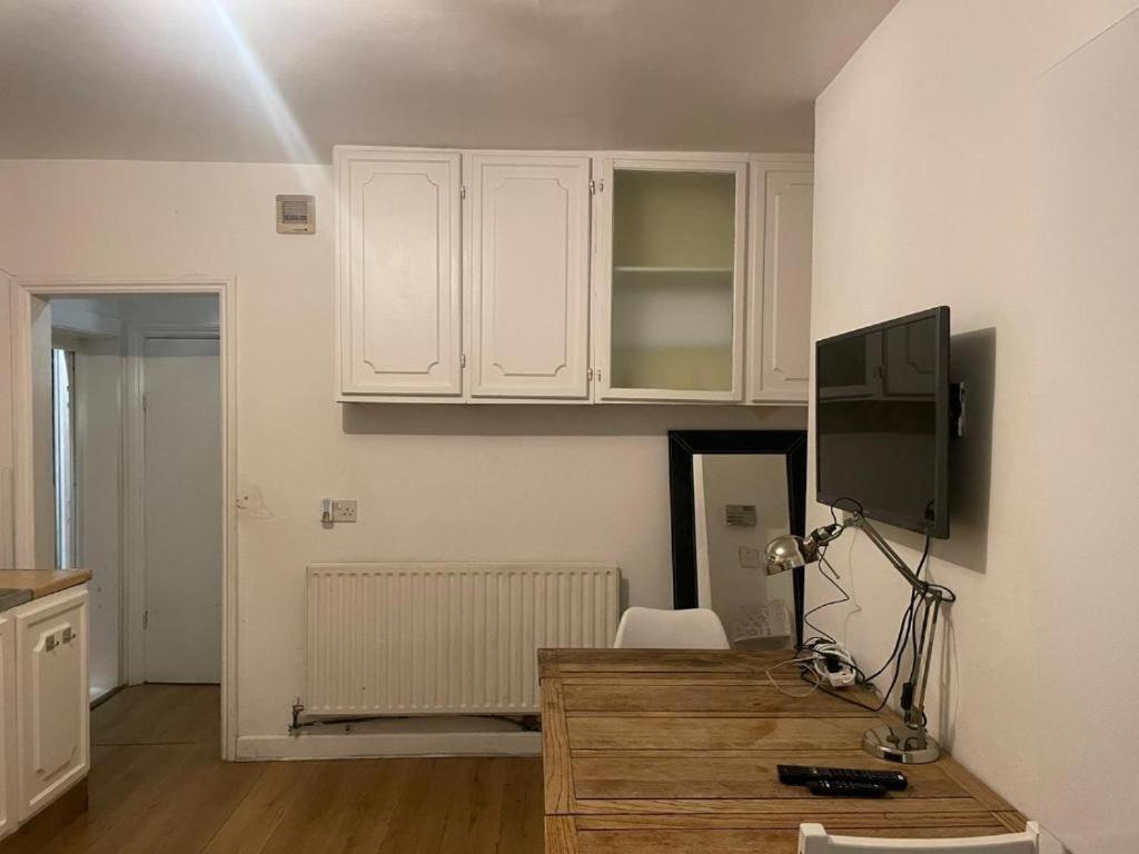 Guest House Balham, South London Spacious, Lambert, 6 Rooms Available Екстериор снимка